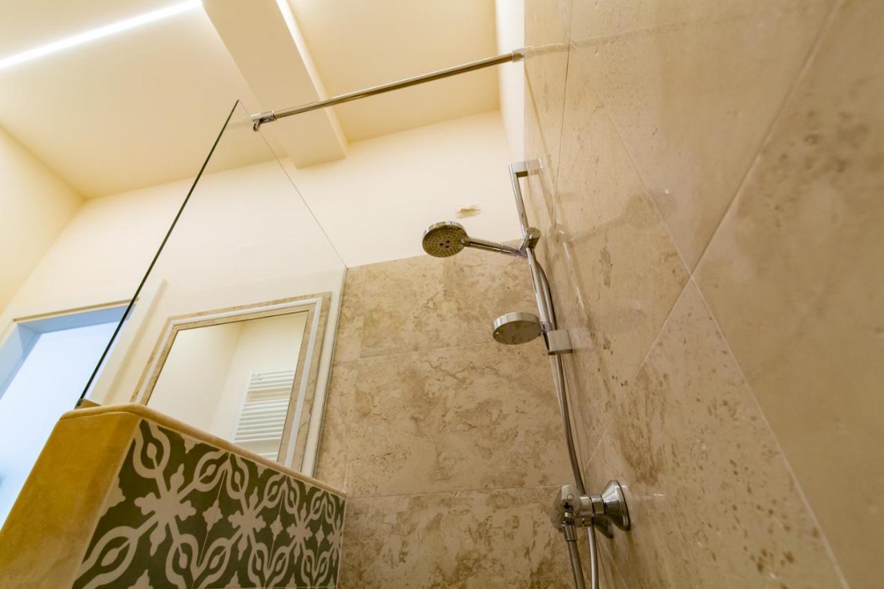 Standard Double or Twin Room,1292427043:JPEG